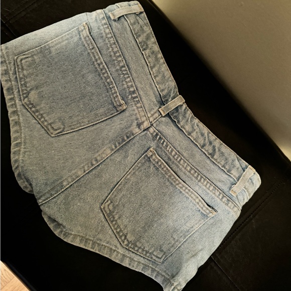 American apparel Jean shorts - Picture 2 of 3
